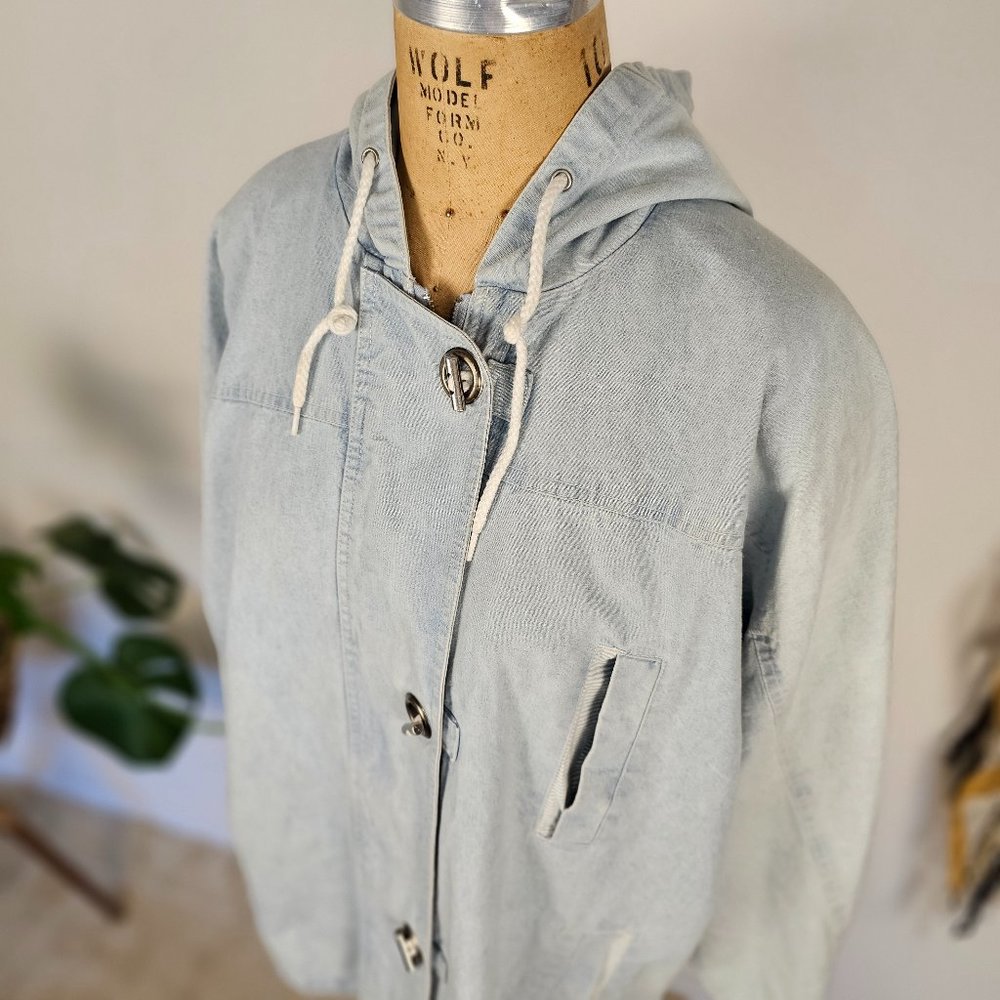 90's IZZI Light Blue Denim Jacket with Hoodie _ Light Weight , Multi - Pockets